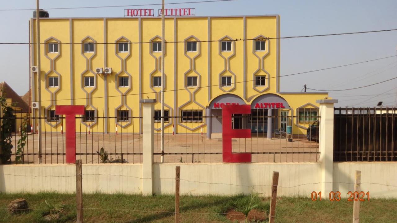 Hotel Altitel Bafoussam Dış mekan fotoğraf