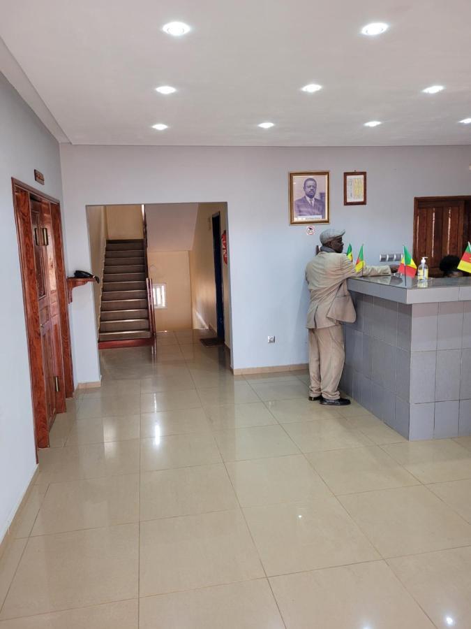Hotel Altitel Bafoussam Dış mekan fotoğraf