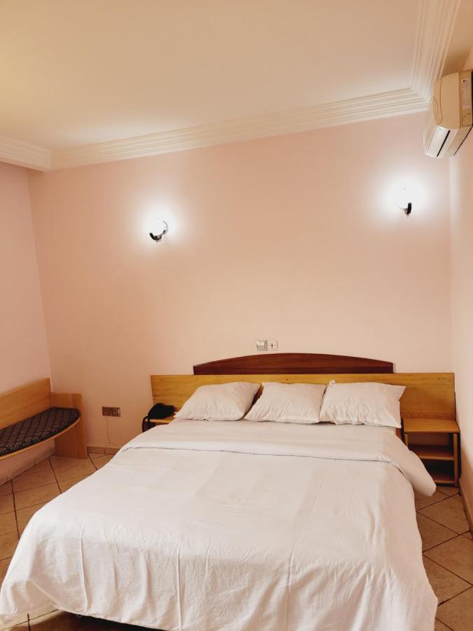 Hotel Altitel Bafoussam Dış mekan fotoğraf
