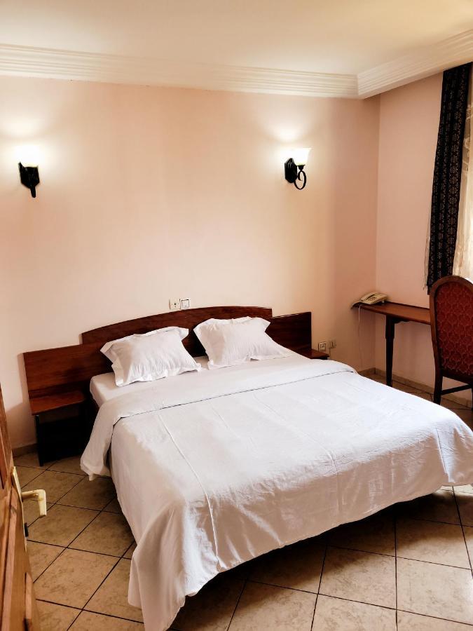 Hotel Altitel Bafoussam Dış mekan fotoğraf