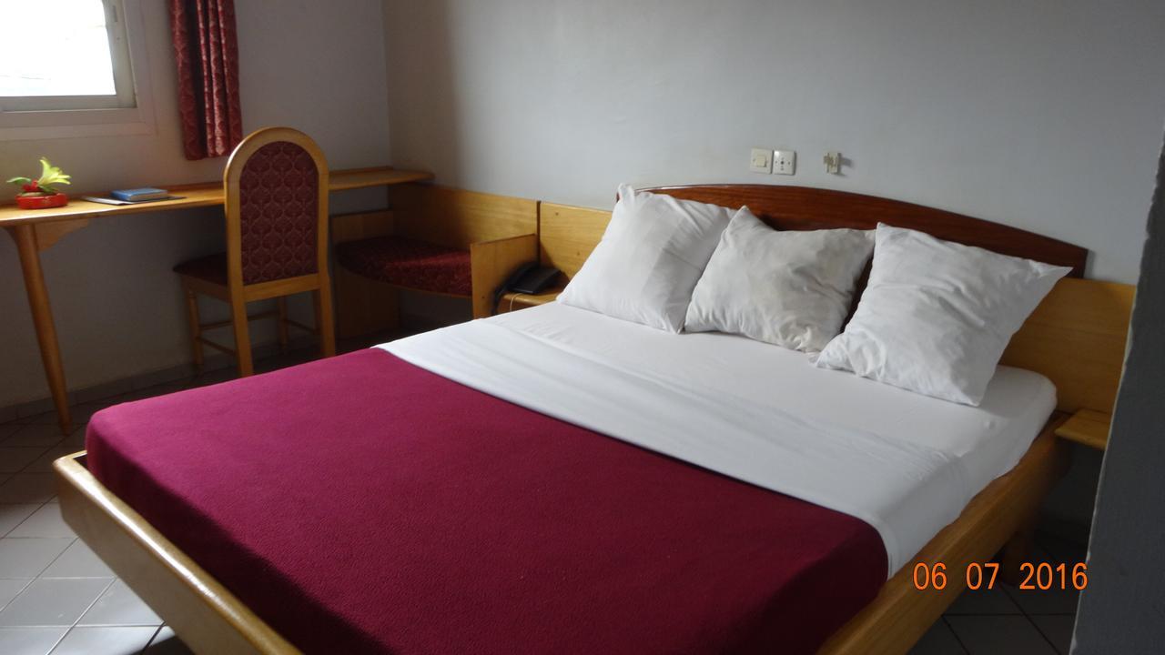 Hotel Altitel Bafoussam Dış mekan fotoğraf
