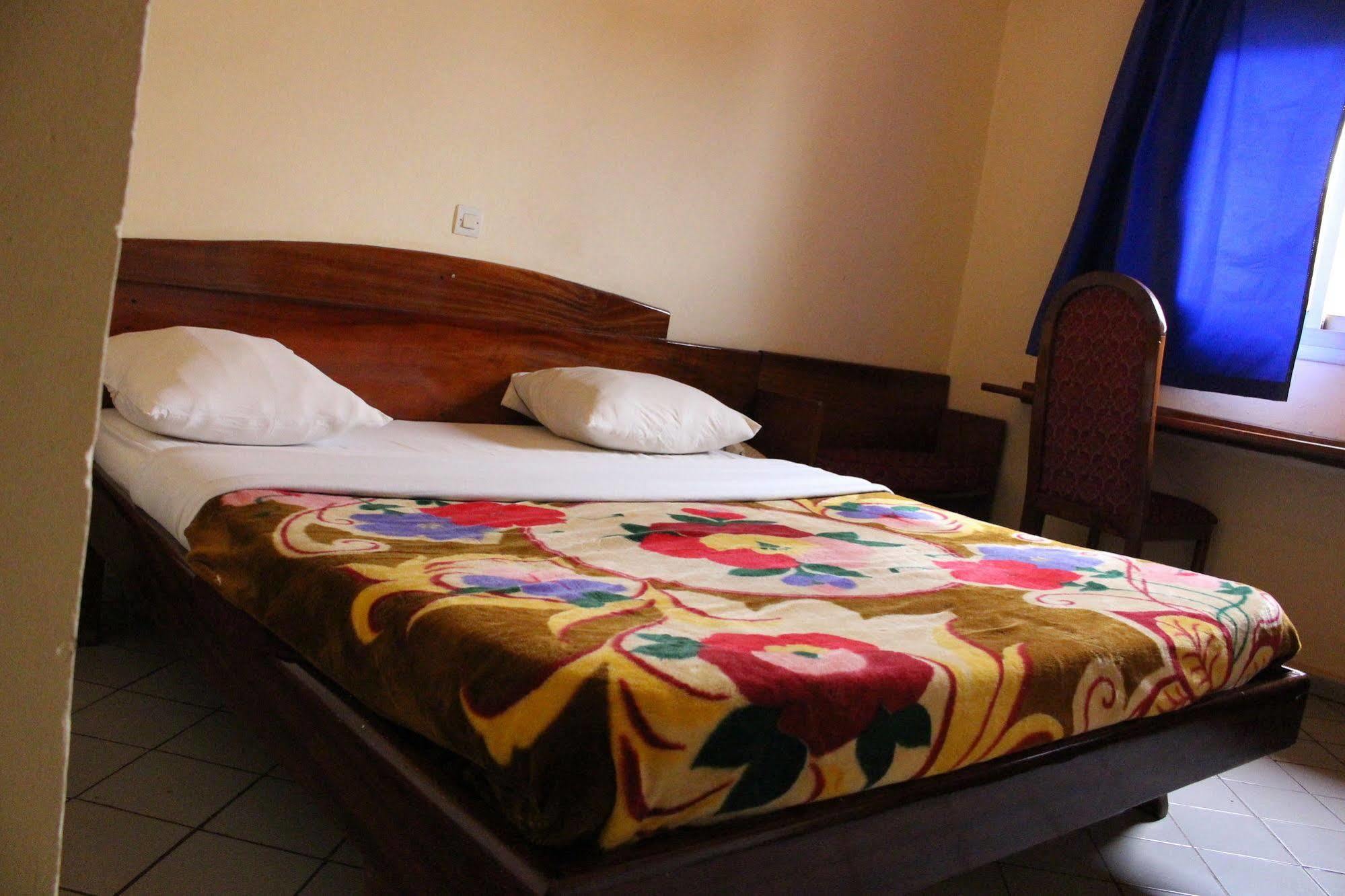 Hotel Altitel Bafoussam Dış mekan fotoğraf