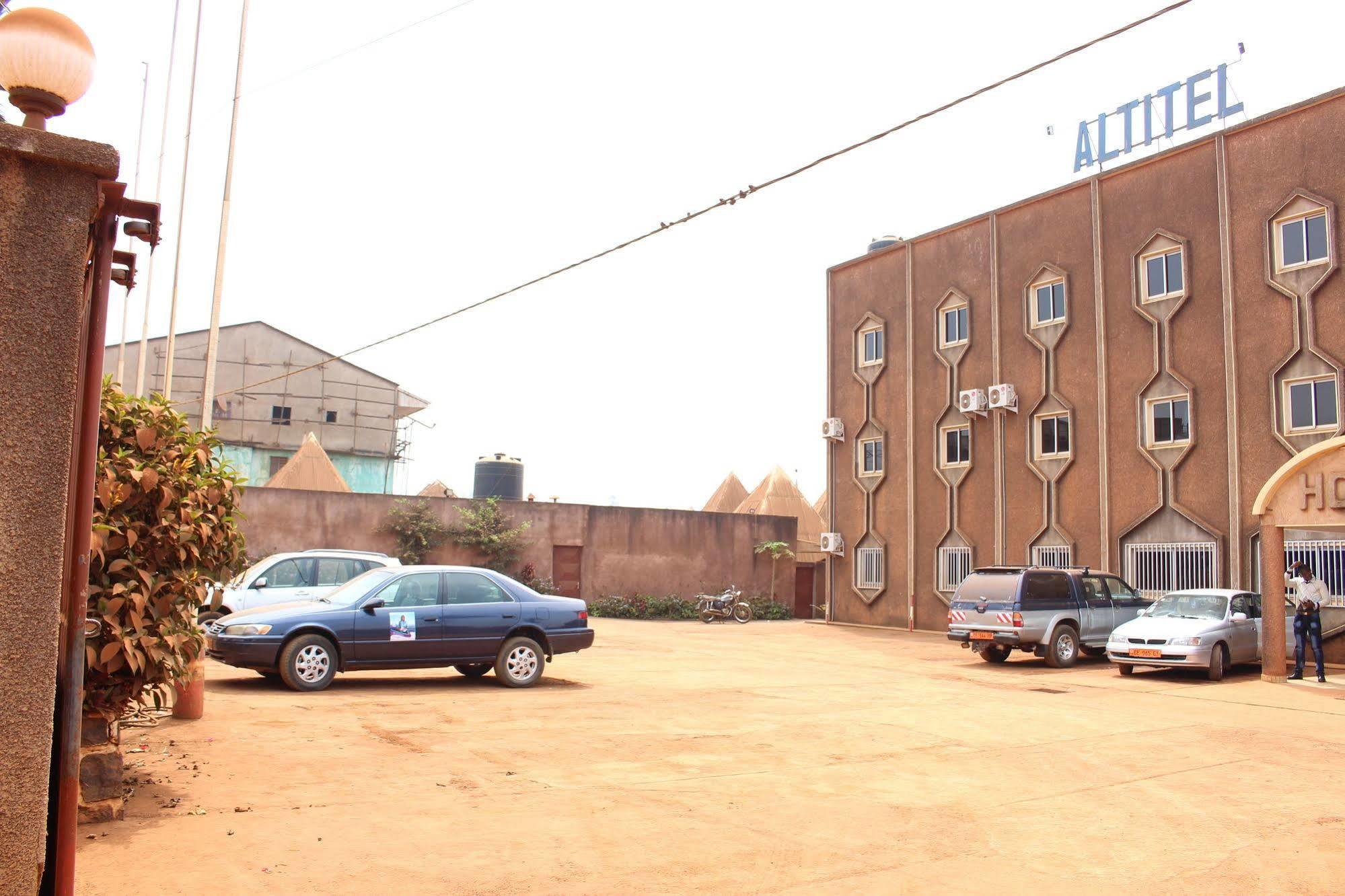 Hotel Altitel Bafoussam Dış mekan fotoğraf